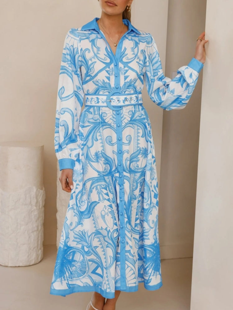 Entspanntes Kleid mit Gürtel und Puffärmeln