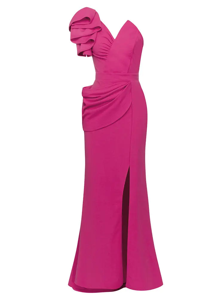 Kleid mit sexy asymmetrischem Ausschnitt und hohem Schlitz