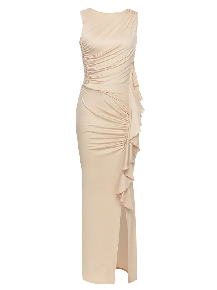 Elegantes ärmelloses Kleid mit plissierten Rüschen