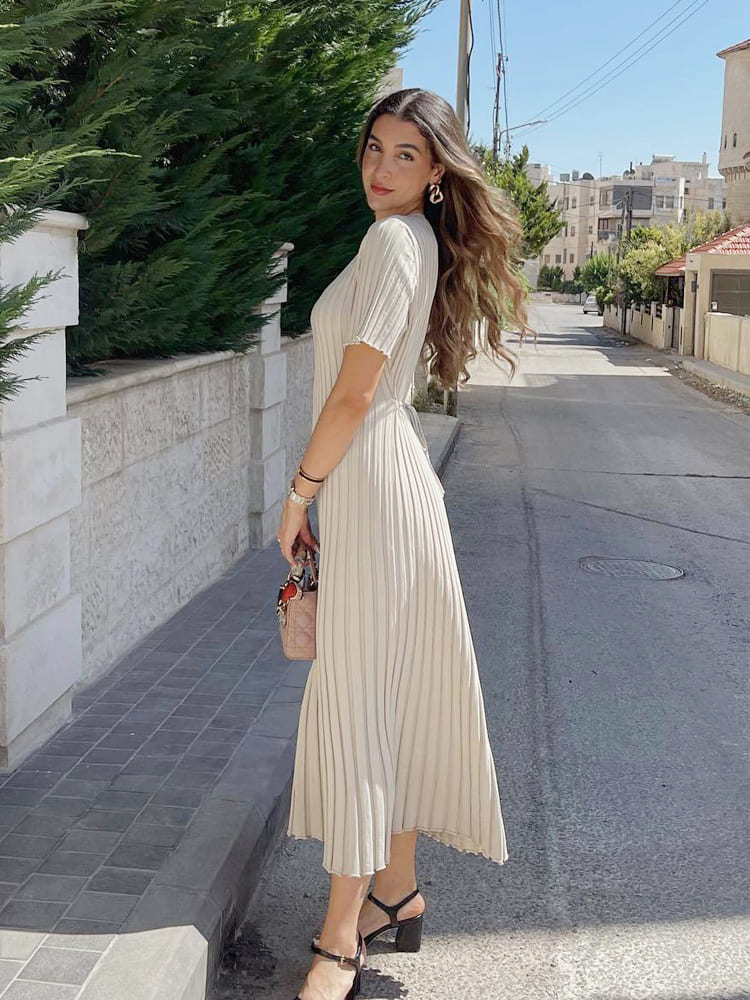 Legeres gestreiftes Maxikleid mit Rundhalsausschnitt