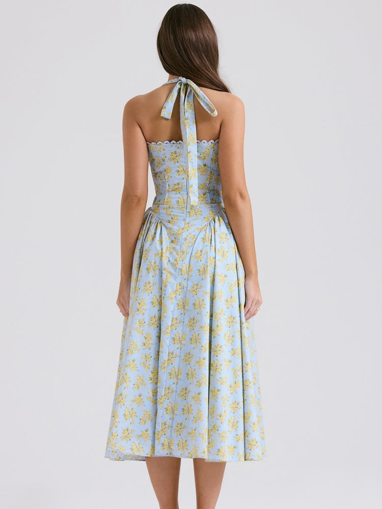 Weiches blaues rückenfreies Tanktop-Kleid mit Vintage-Blumenmuster