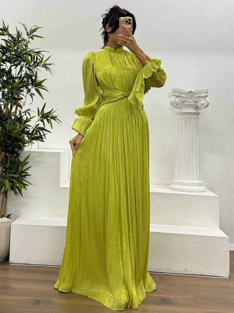 Französisch inspirierte Maxikleid mit Taillenbetonung