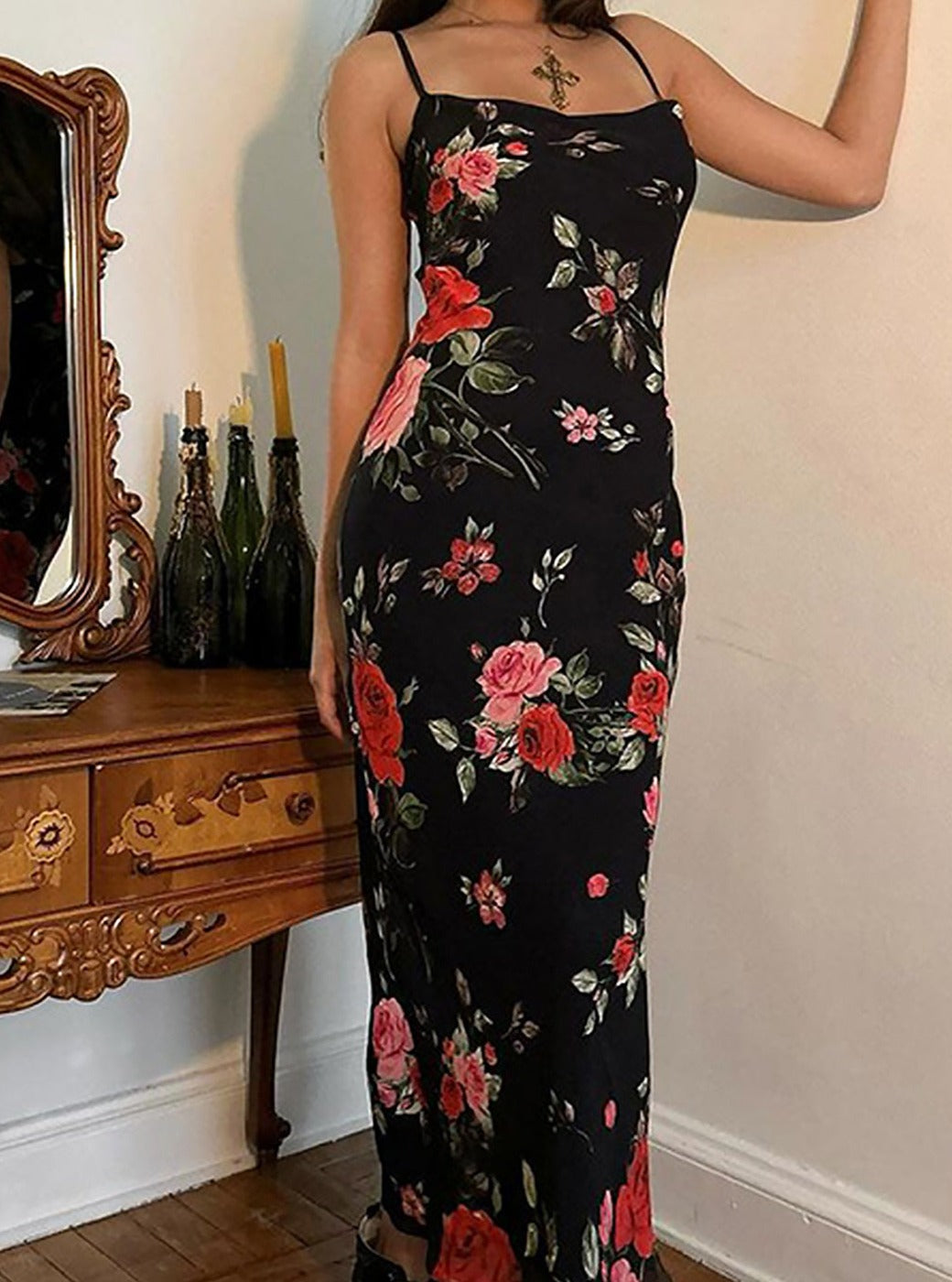 Geblümtes Mesh-Maxikleid mit Spaghettiträgern