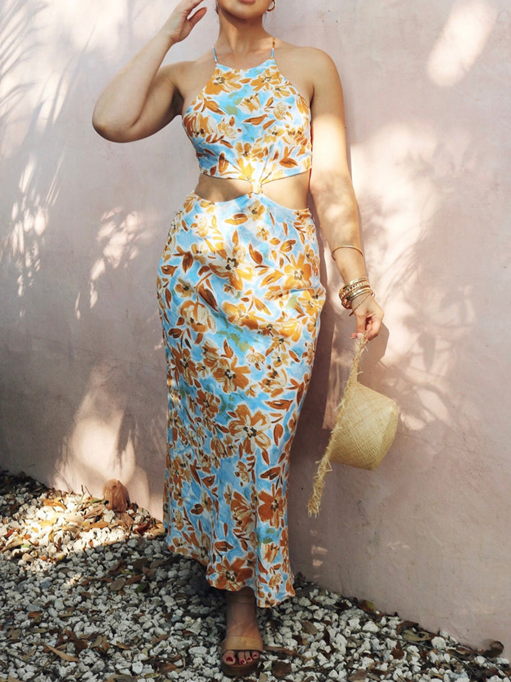 Geknotetes Cut-Out-Midikleid mit Blumenmuster in Babyblau und Orange