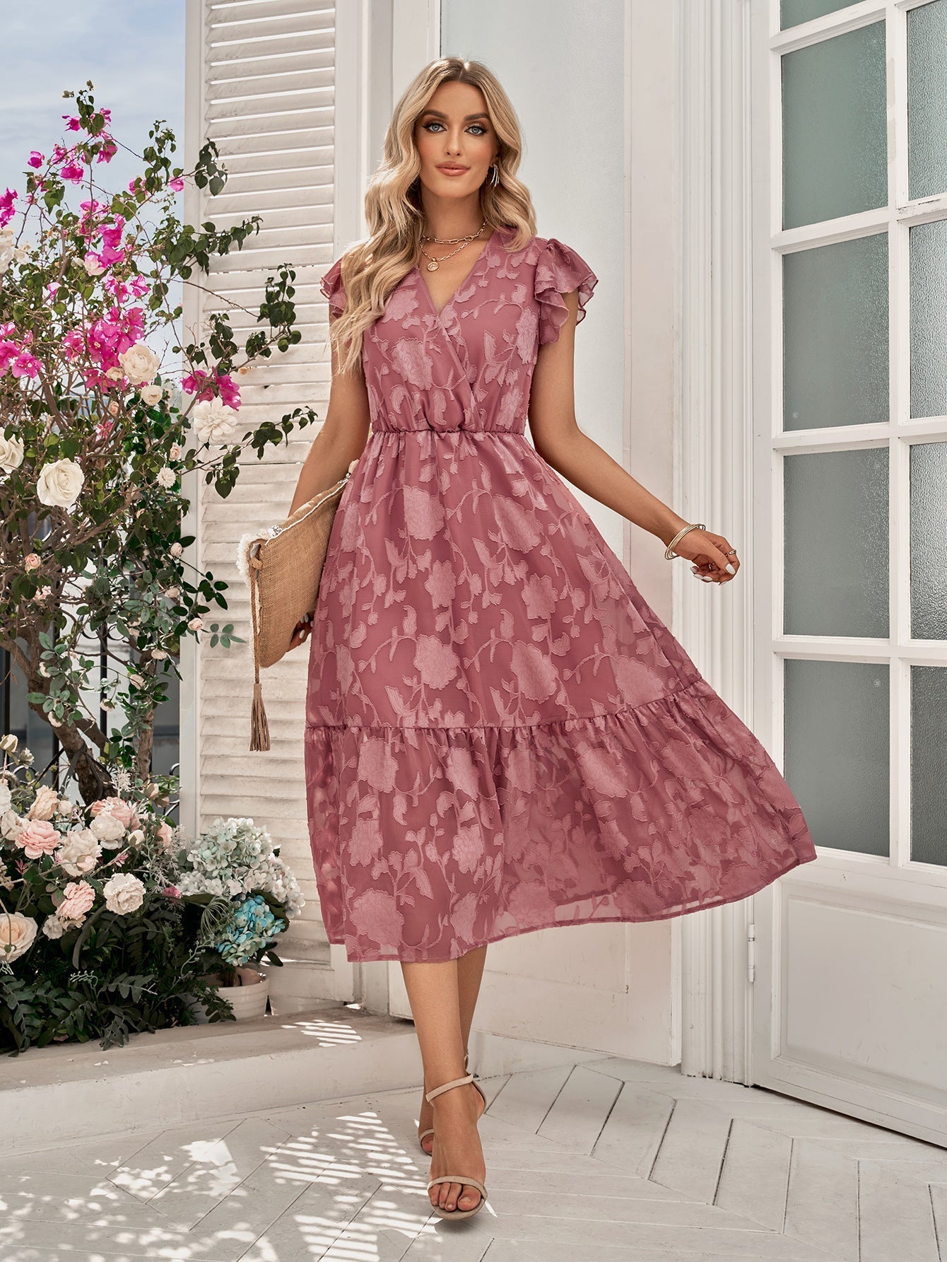 Rebecca V-Ausschnitt A-Linien-Kleid: Florales Midi-Kleid mit Schmetterlingsärmeln und Wickeloptik