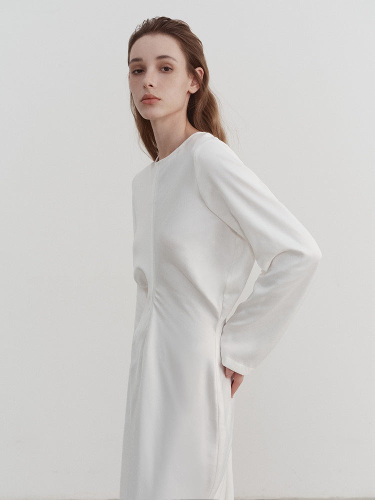 Faltenkleid mit Taillenschnürung