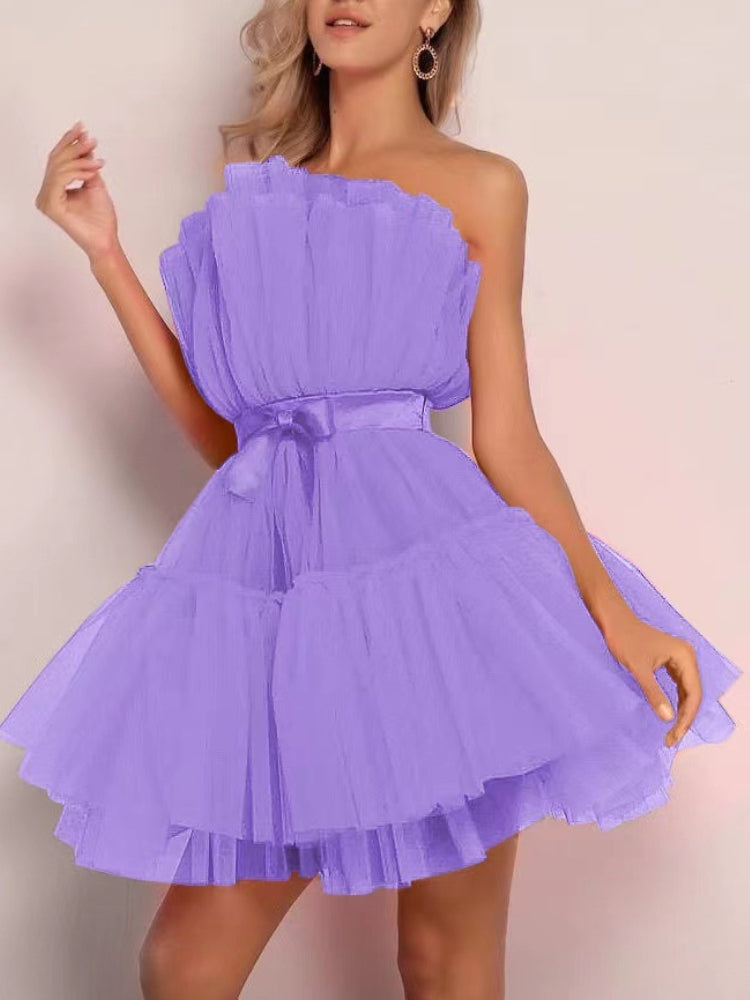 Kleid aus Tüll mit Netz-Schleife