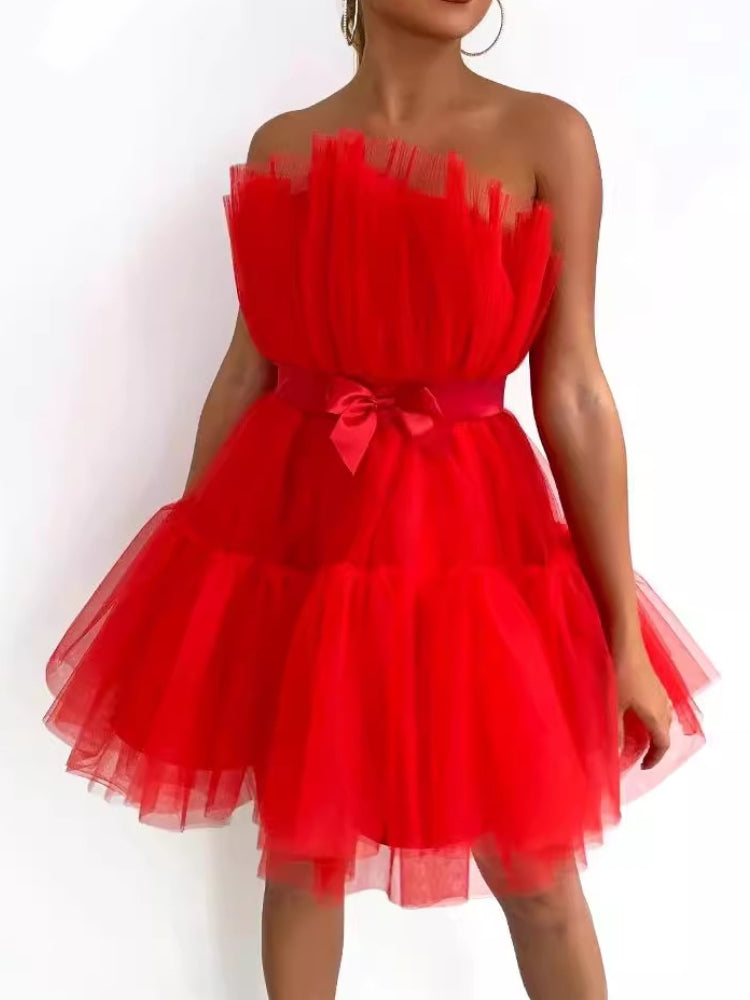 Kleid aus Tüll mit Netz-Schleife