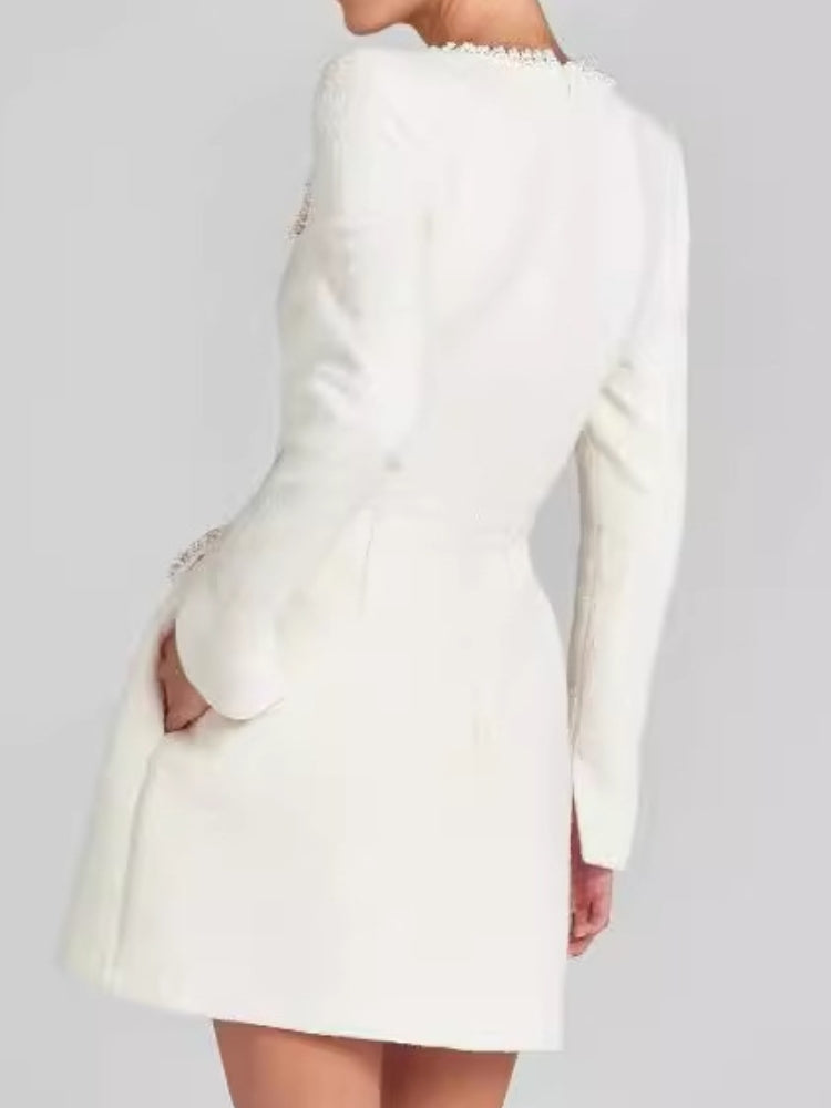 Tweedkleid mit Perlenbesatz