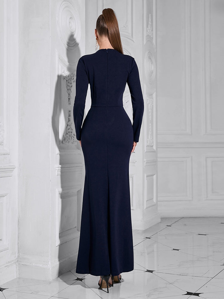 Einfaches schickes, figurbetontes Kleid mit Rückenausschnitt