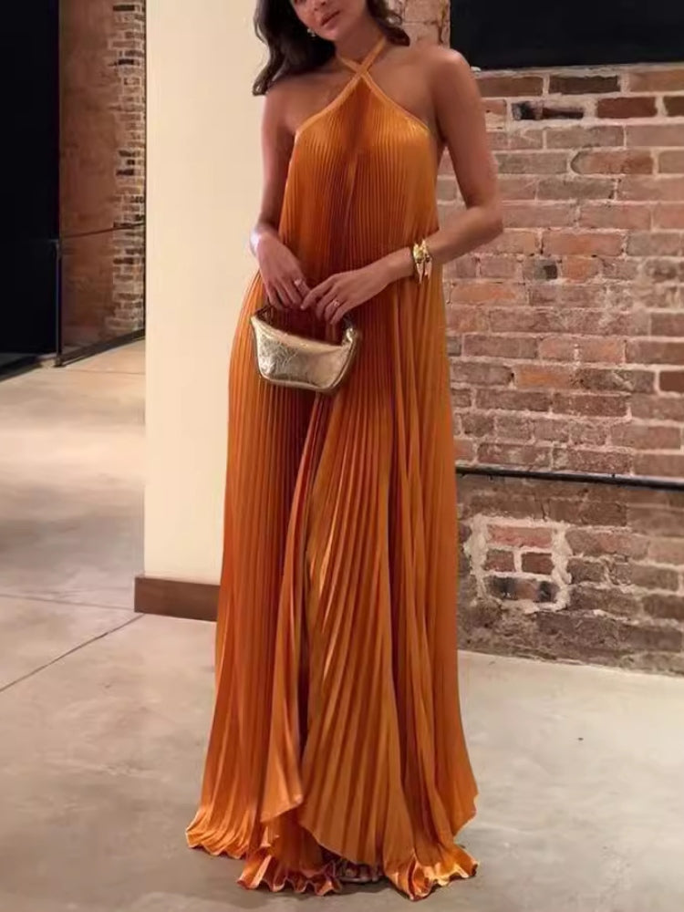 Trägerloses, rückenfreies Faltenkleid