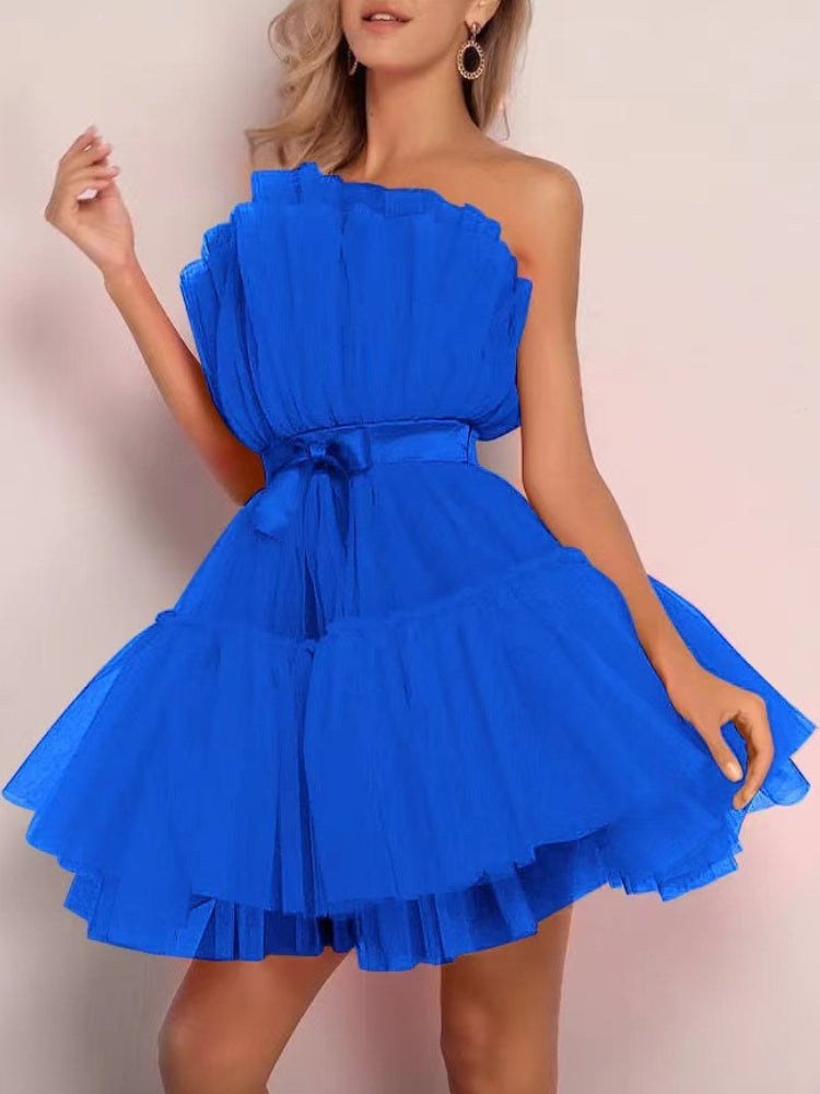 Kleid aus Tüll mit Netz-Schleife