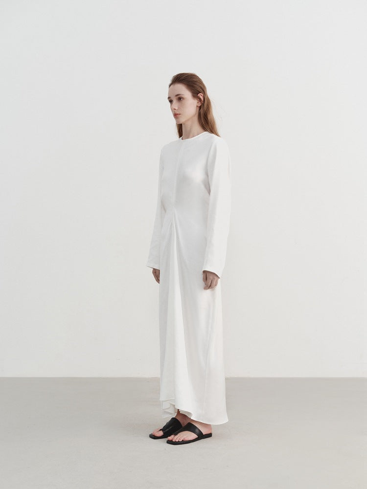 Faltenkleid mit Taillenschnürung