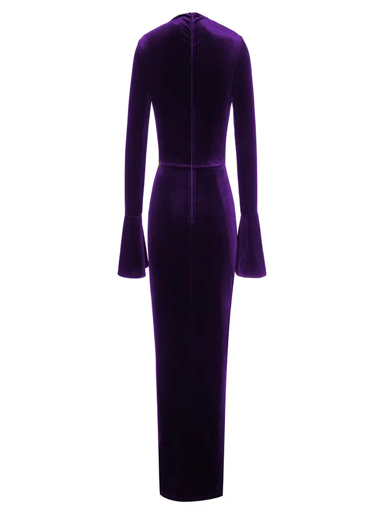 Asymmetrisches, figurbetontes Kleid mit Ausschnitt