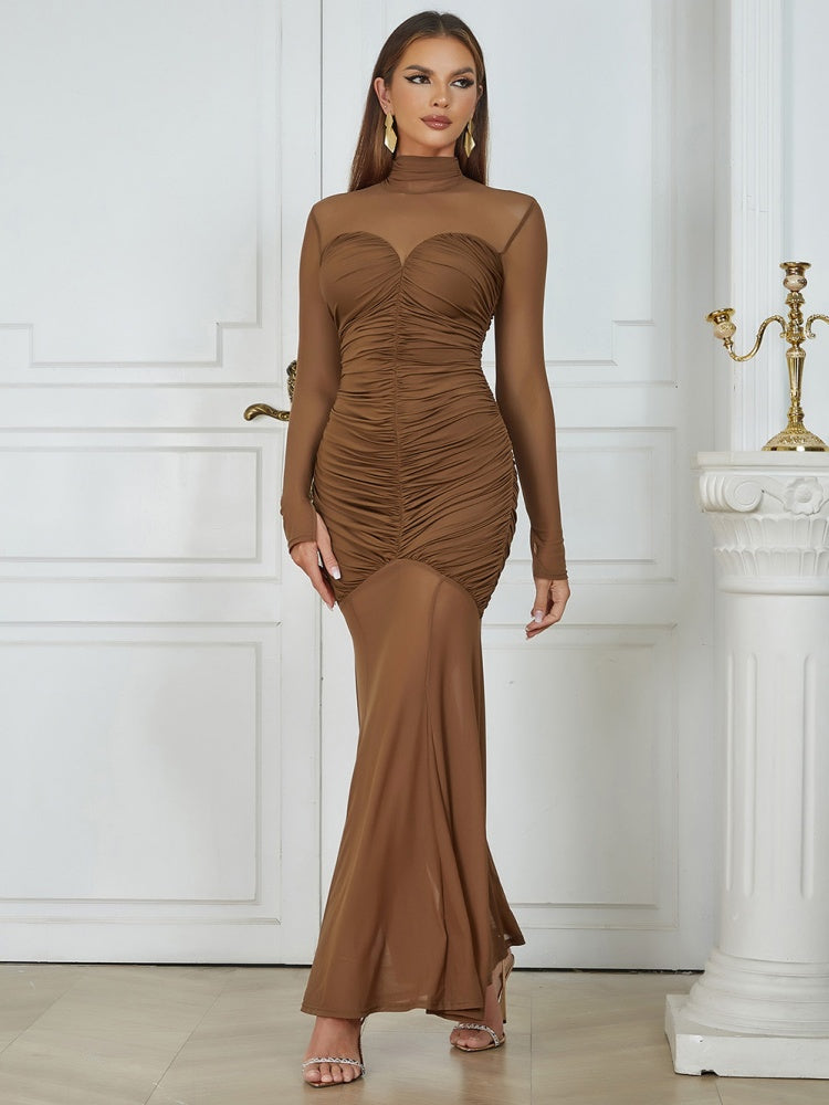 Neckholder-Rüschenkleid