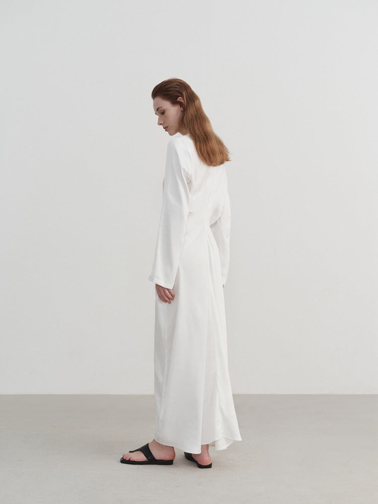 Faltenkleid mit Taillenschnürung