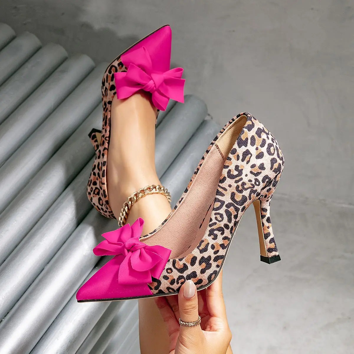 GIANNA BELLE SCHLEIFEN-HEELS