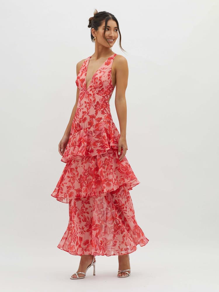 Maxikleid mit Riemchenausschnitt und Rüschen