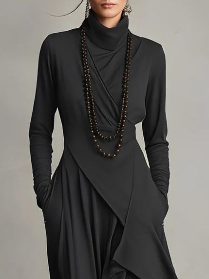Lila hochgeschlossenes, asymmetrisches Plissee-Maxikleid