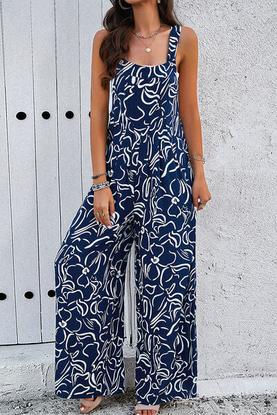 Bedruckter Overall mit weiten Trägern und Taschen