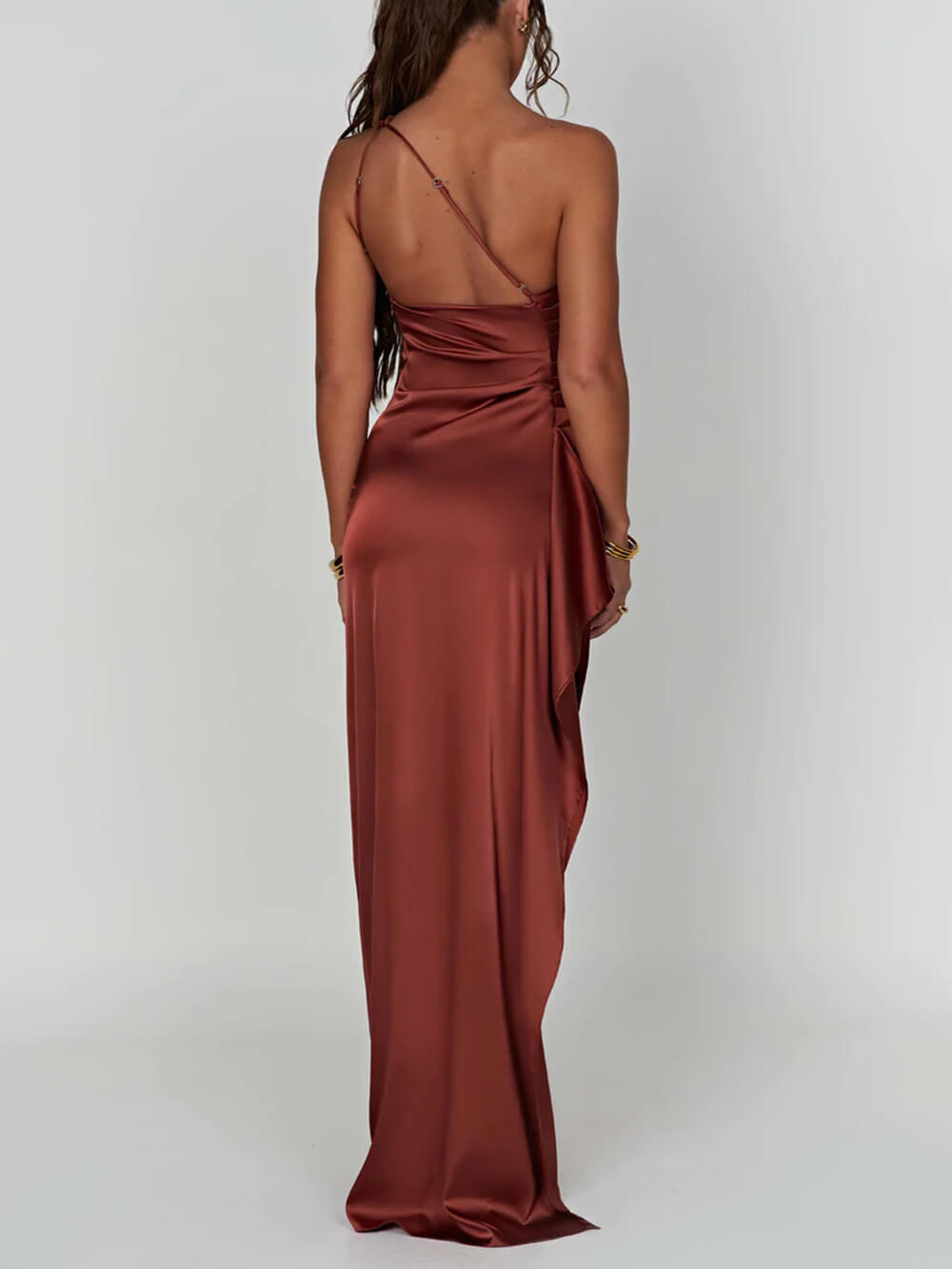 Satin-Maxikleid mit Schlitz