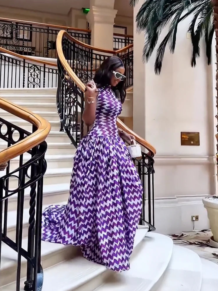 Violettes Maxikleid mit Zickzack-Print