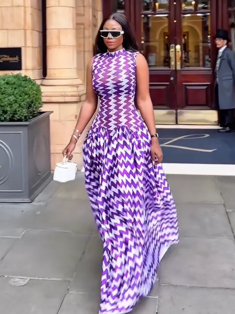 Violettes Maxikleid mit Zickzack-Print