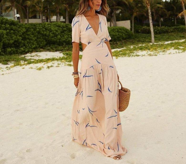 Make it Fashion Cutout Maxi Dress