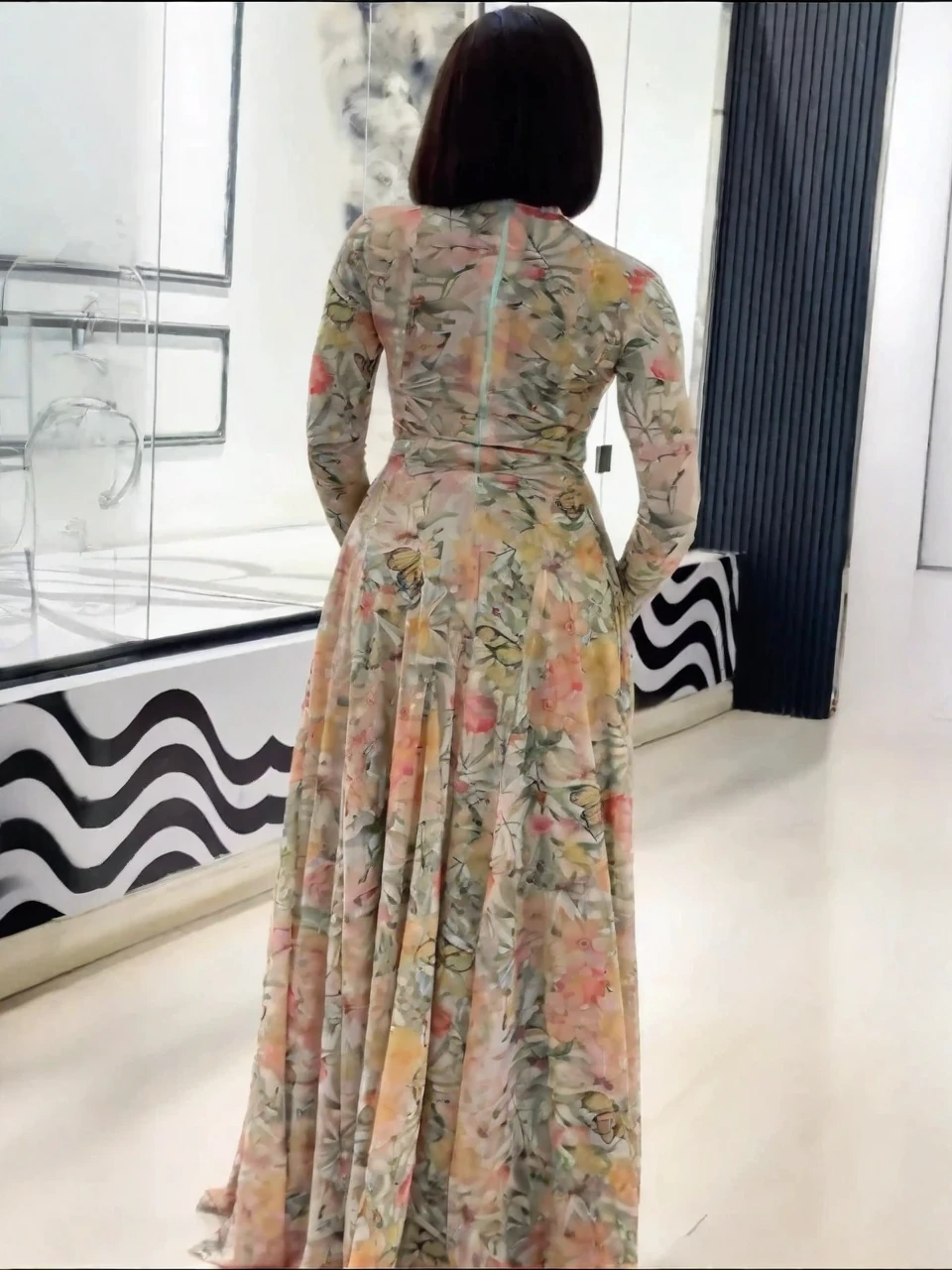 Verve Floral-Schmetterlingsblüten Maxikleid