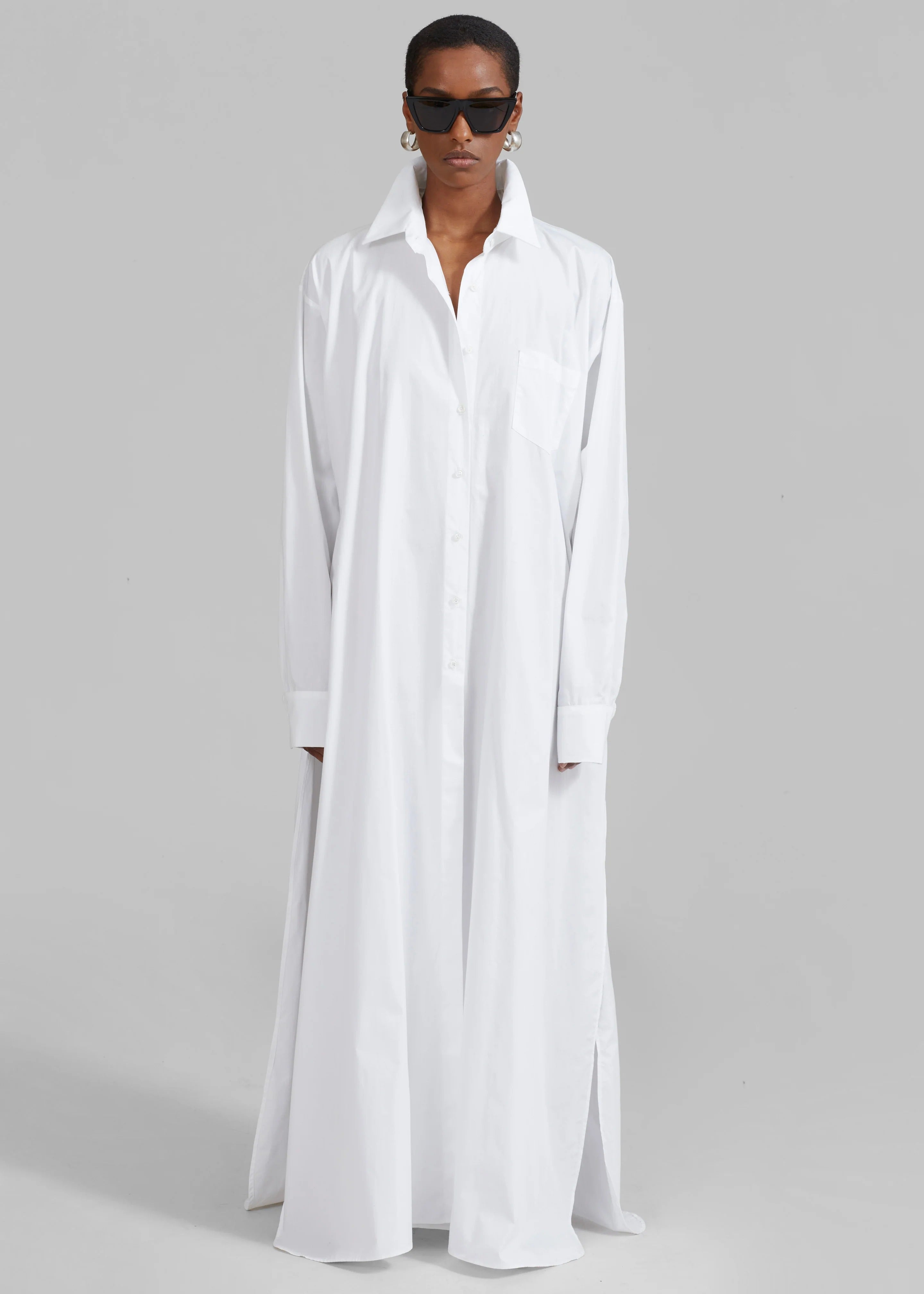 Oversized-Hemdblusenkleid mit Schlitz