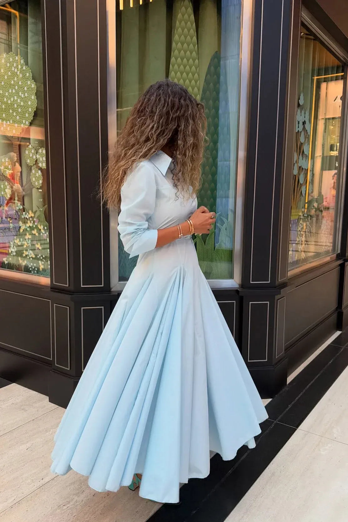 Hellblaues Maxikleid