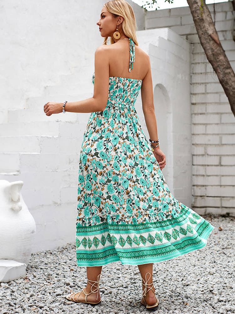 Geblümtes, gesmoktes Maxikleid mit Neckholder